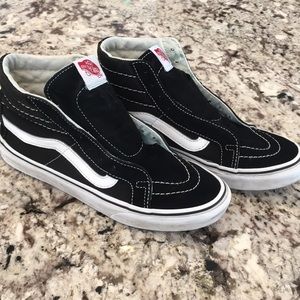 Vans off the Wall high top black suede. Size 6.5.